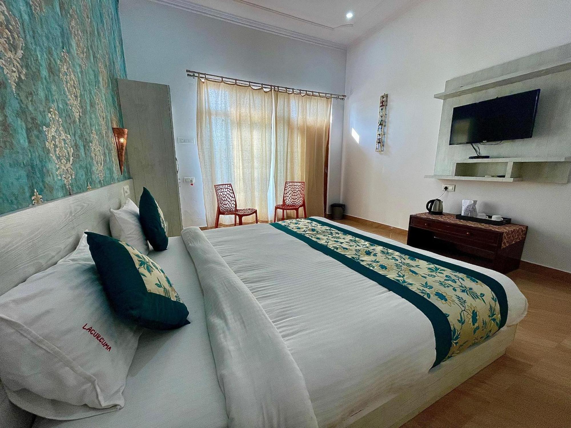 La Curcuma Luxury Homestay Khajurāho Екстериор снимка
