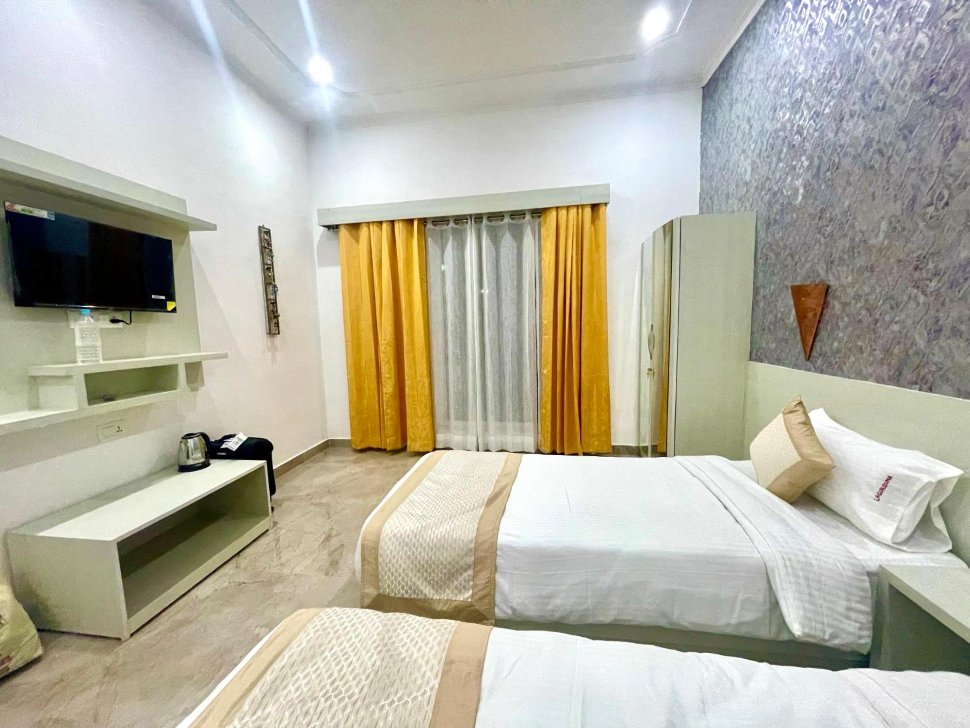 La Curcuma Luxury Homestay Khajurāho Екстериор снимка
